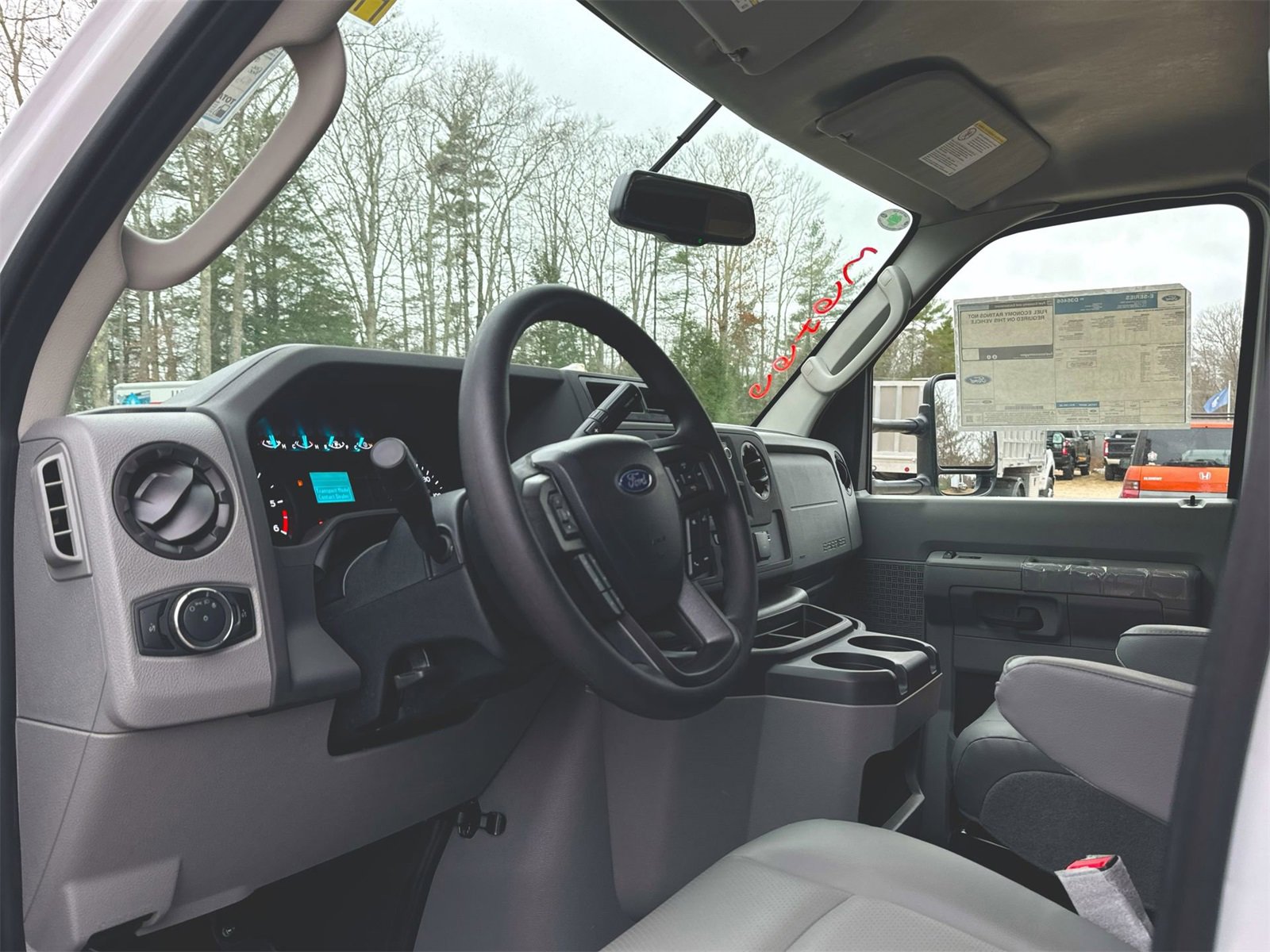 New 2025 Ford E-350 and Econoline 350 Super Duty w/ Power Equipment Group image 26