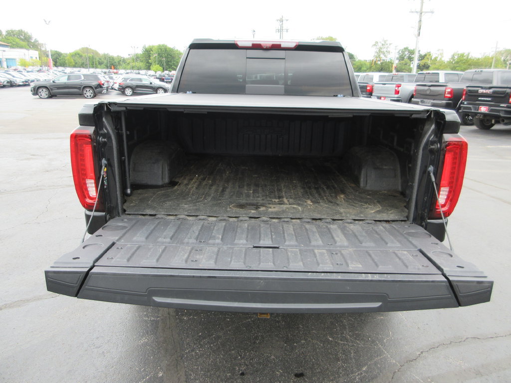 Certified 2023 GMC Sierra 1500 AT4 w/ Technology Package AWD/4WD image 9
