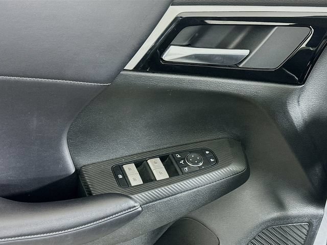 Used 2024 Mitsubishi Outlander SE FWD image 10