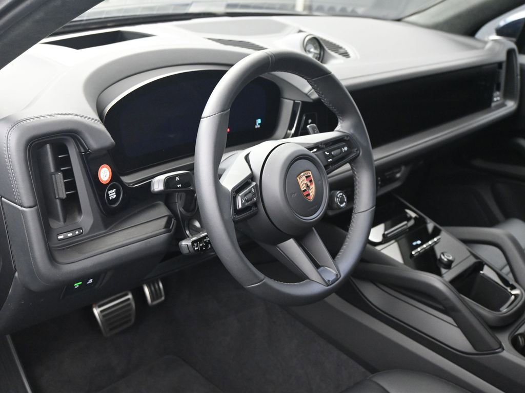 Certified 2026 Porsche Cayenne GTS image 5