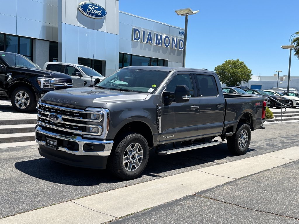 New 2026 Ford F250 Lariat w/ FX4 Off-Road Package AWD/4WD image 2