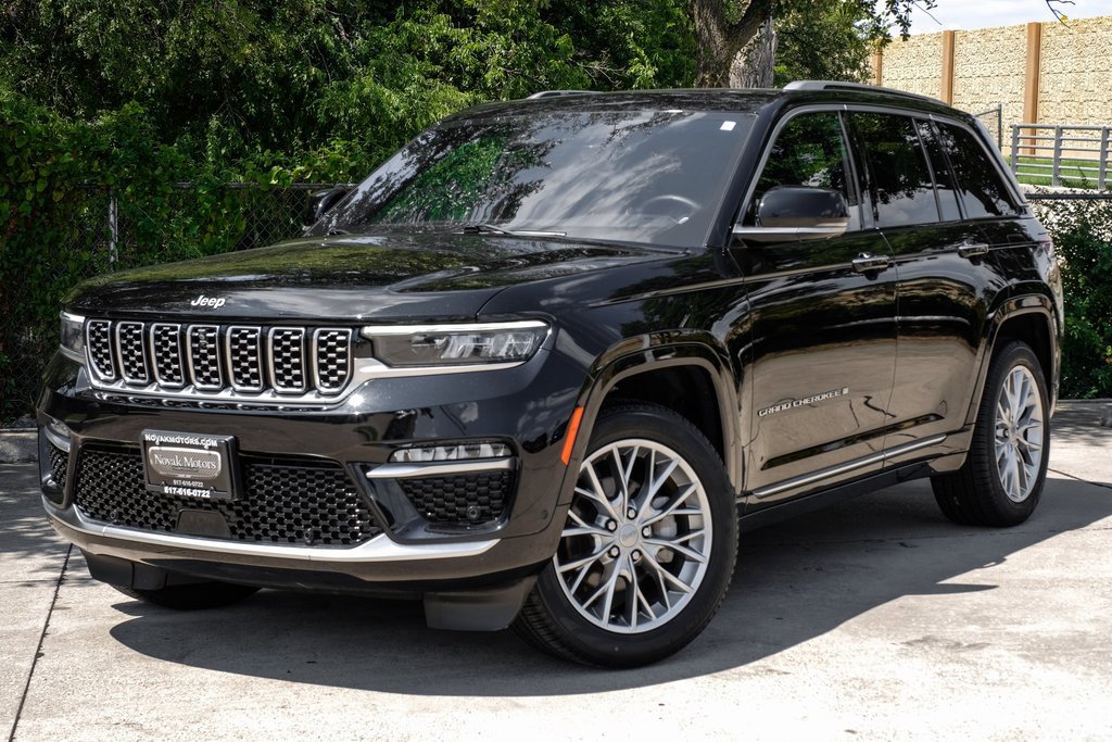 Used 2022 Jeep Grand Cherokee Summit image 12