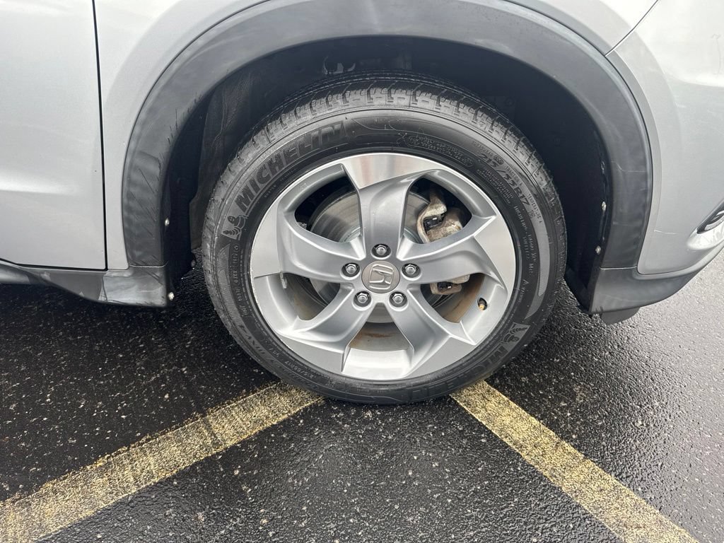 Certified 2019 Honda HR-V LX image 14