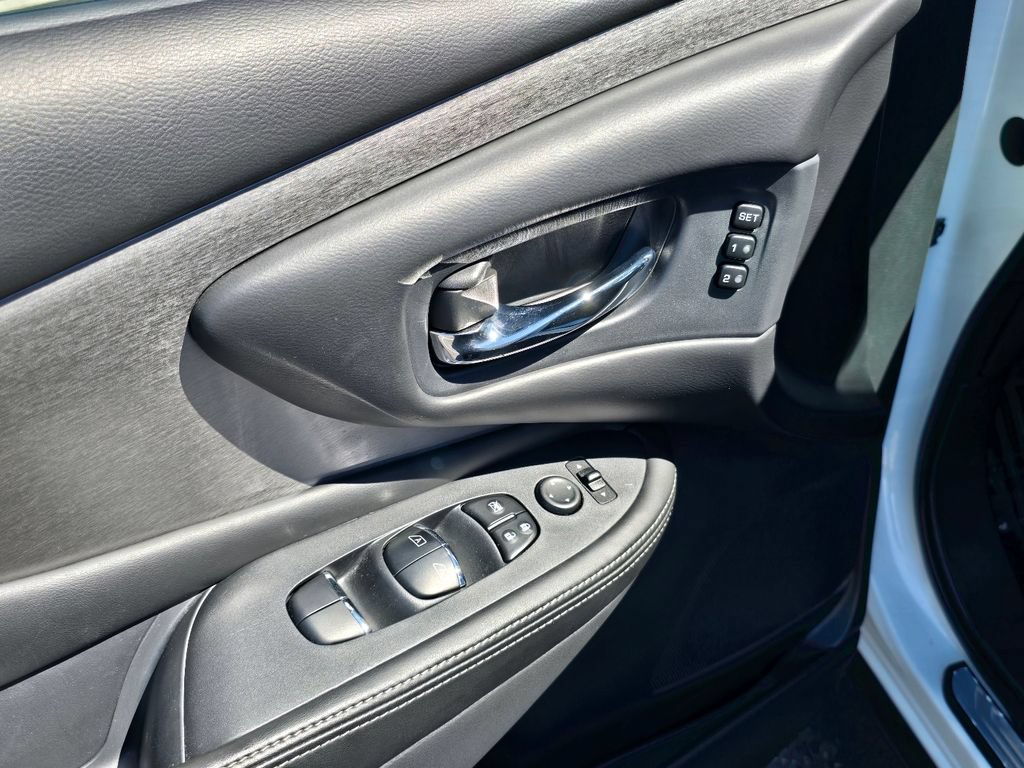 Used 2019 Nissan Murano SL w/ SL Technology Package AWD/4WD image 14