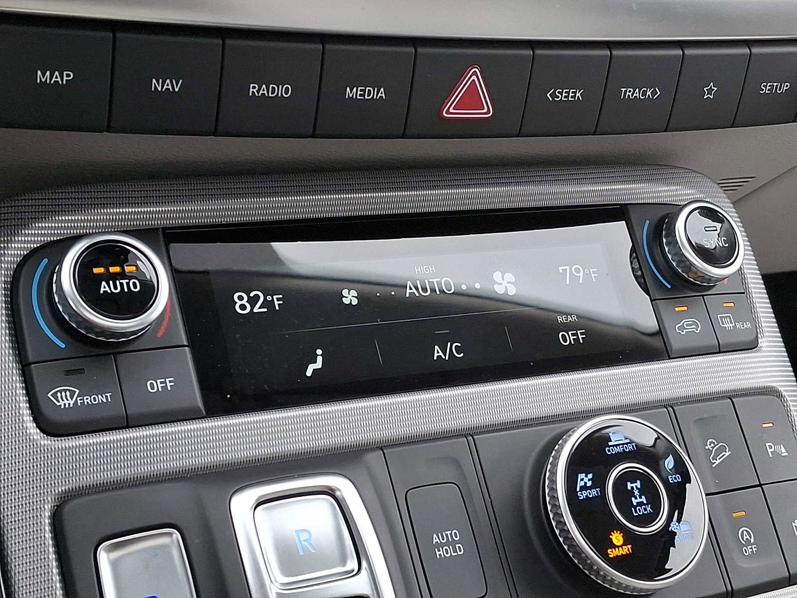 Used 2023 Hyundai Palisade Calligraphy image 15