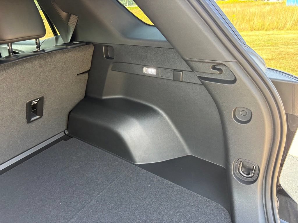 New 2027 Chevrolet Equinox LT w/ Convenience Package II FWD image 48