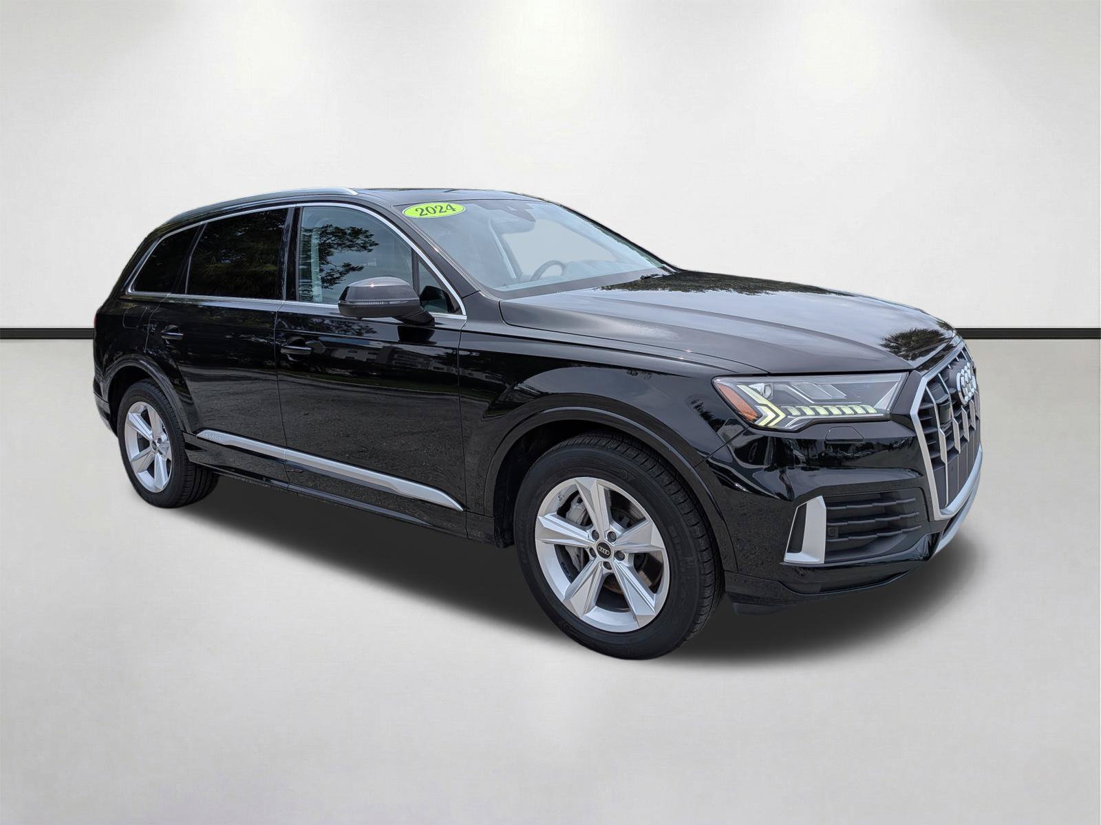 Used 2024 Audi Q7 2.0T Premium Plus AWD/4WD image 2