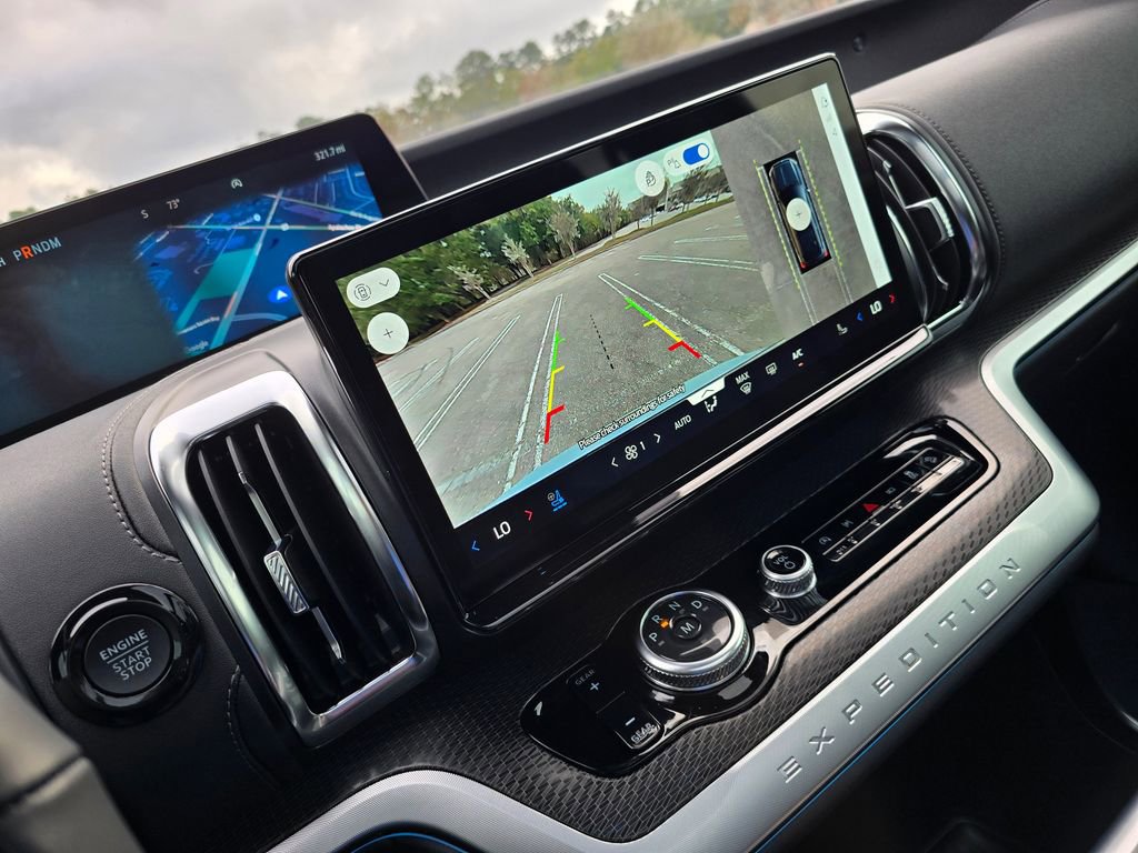 New 2025 Ford Expedition Platinum w/ Stealth Appearance Package image 41