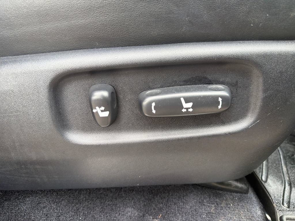 Used 2018 Toyota Land Cruiser AWD/4WD image 46