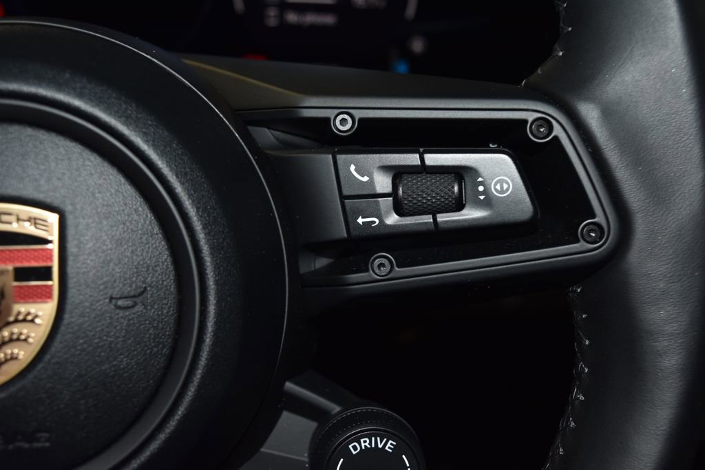 Used 2024 Porsche Macan 4 Electric image 11