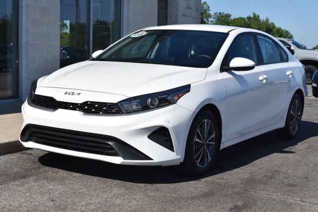 Used 2024 Kia Forte LXS FWD image 11