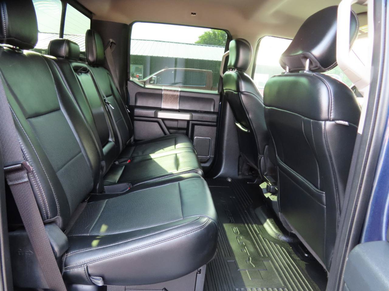 Used 2019 Ford F250 Lariat w/ FX4 Off-Road Package AWD/4WD image 43