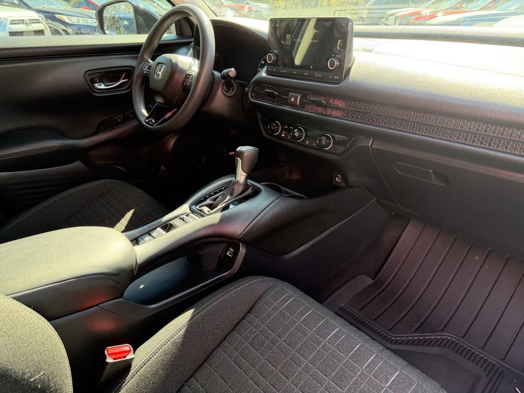 Certified 2023 Honda HR-V LX image 10