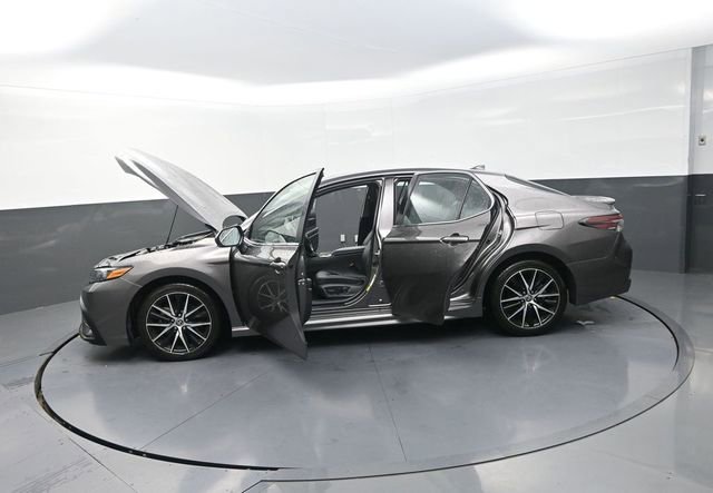 Used 2024 Toyota Camry SE FWD image 44
