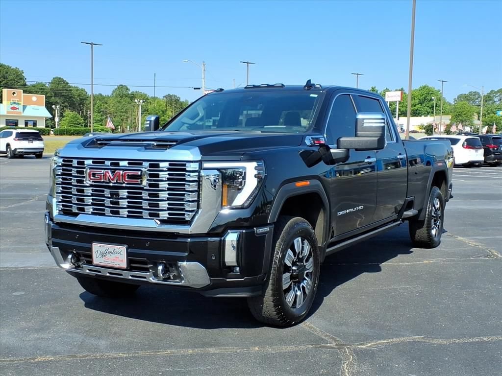 Used 2024 GMC Sierra 2500 Denali w/ Denali Reserve Package AWD/4WD image 1