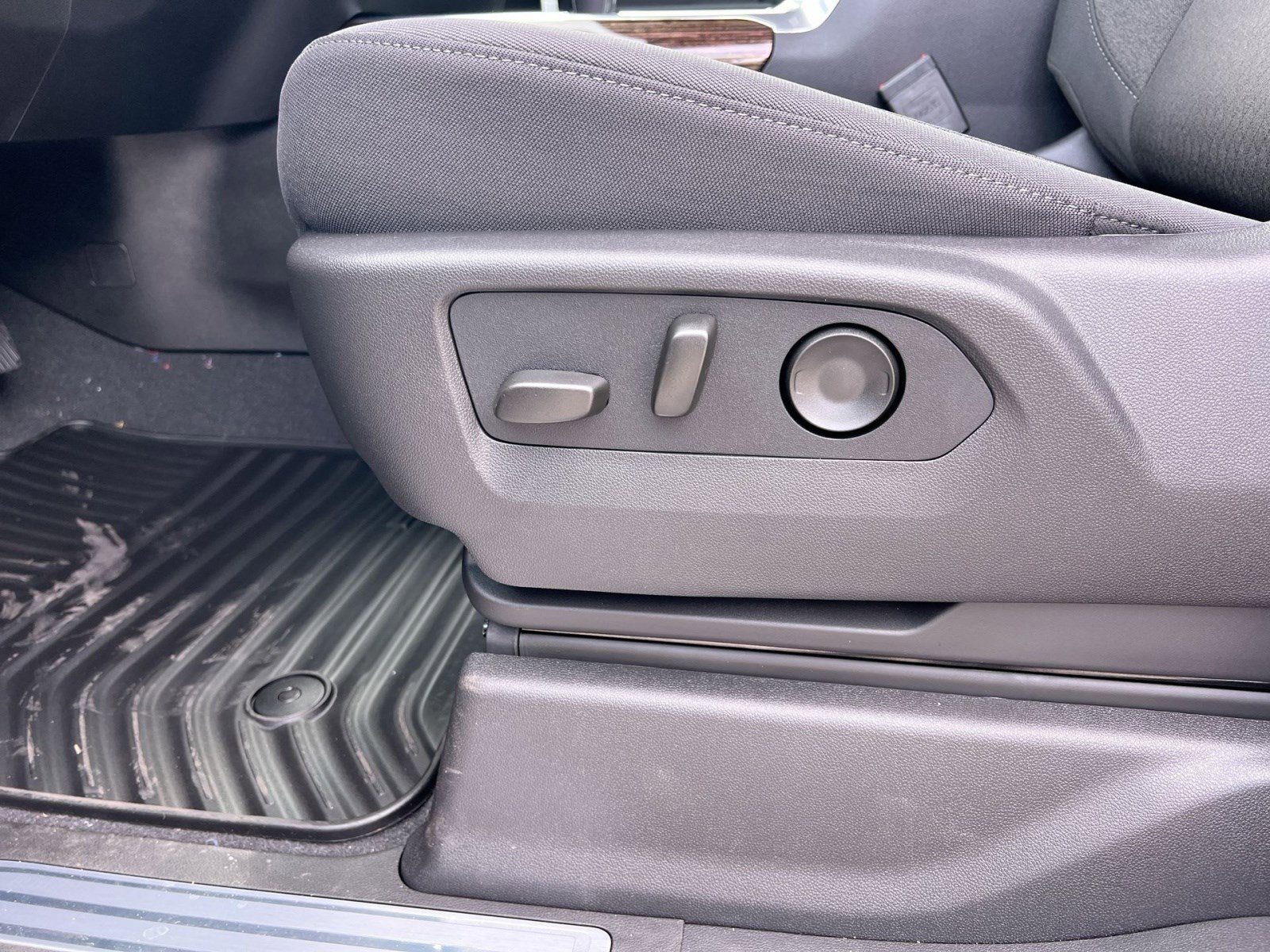 New 2026 GMC Sierra 1500 Elevation w/ Preferred Package image 13