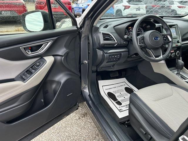 Used 2023 Subaru Forester Premium image 10