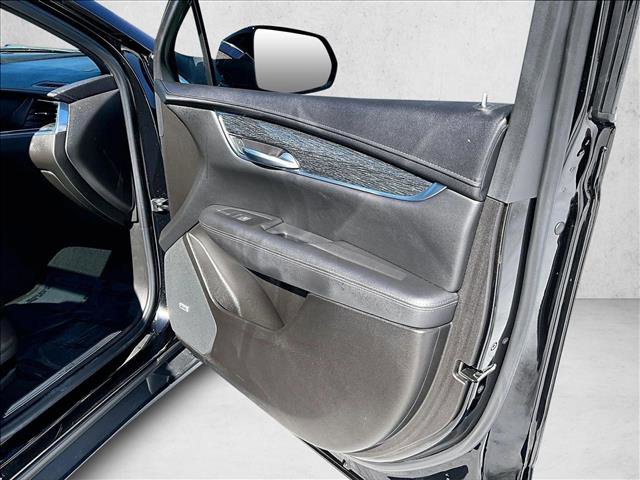 Used 2022 Cadillac XT5 Premium Luxury image 19