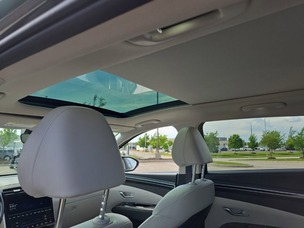 Used 2024 Hyundai Tucson Limited AWD/4WD image 21