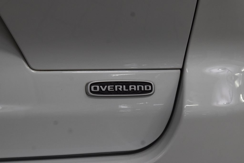 Used 2024 Jeep Grand Cherokee L Overland w/ Trailer Tow Package AWD/4WD image 22