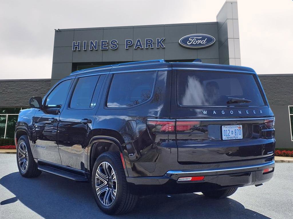 Used 2024 Jeep Wagoneer Series II w/ Flexible Seating Group image 5