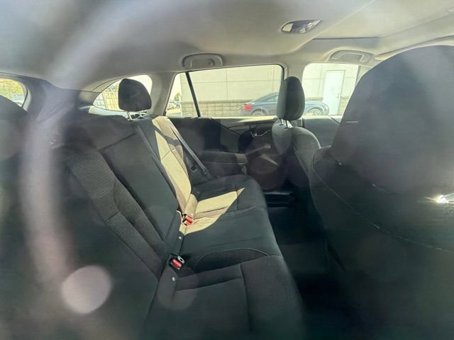 Used 2022 Subaru Outback Premium AWD/4WD image 17