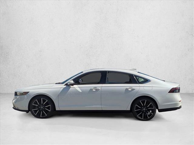 Used 2023 Honda Accord Touring image 9
