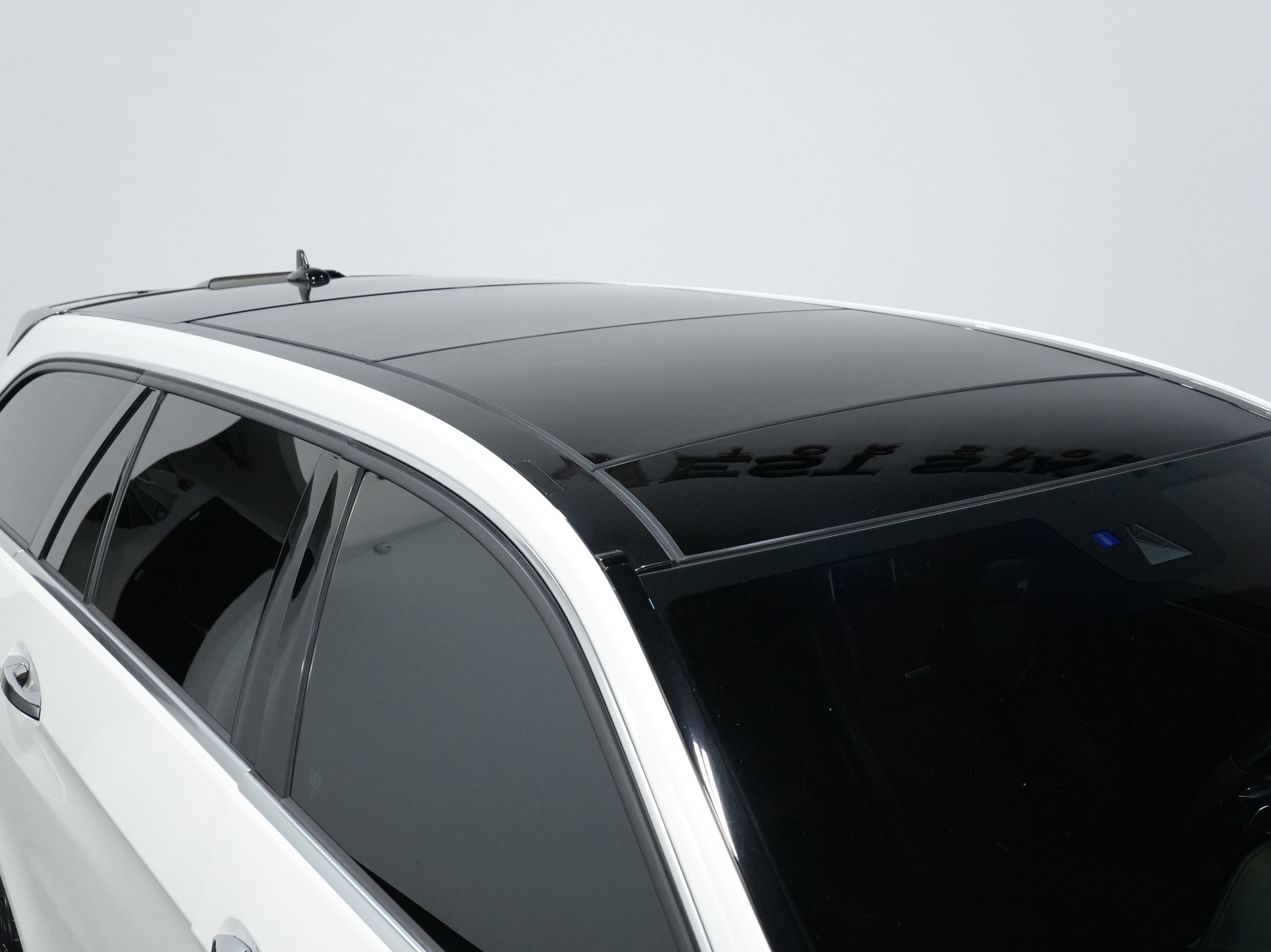 Used 2014 Mercedes-Benz E 63 AMG S-Model image 16