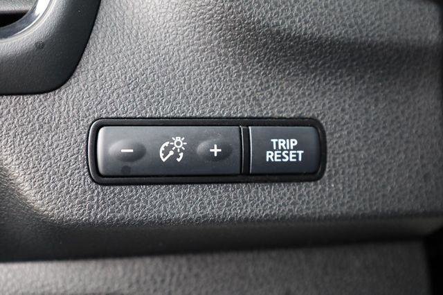 Used 2021 Nissan Leaf SV w/ SV Technology Package FWD image 33