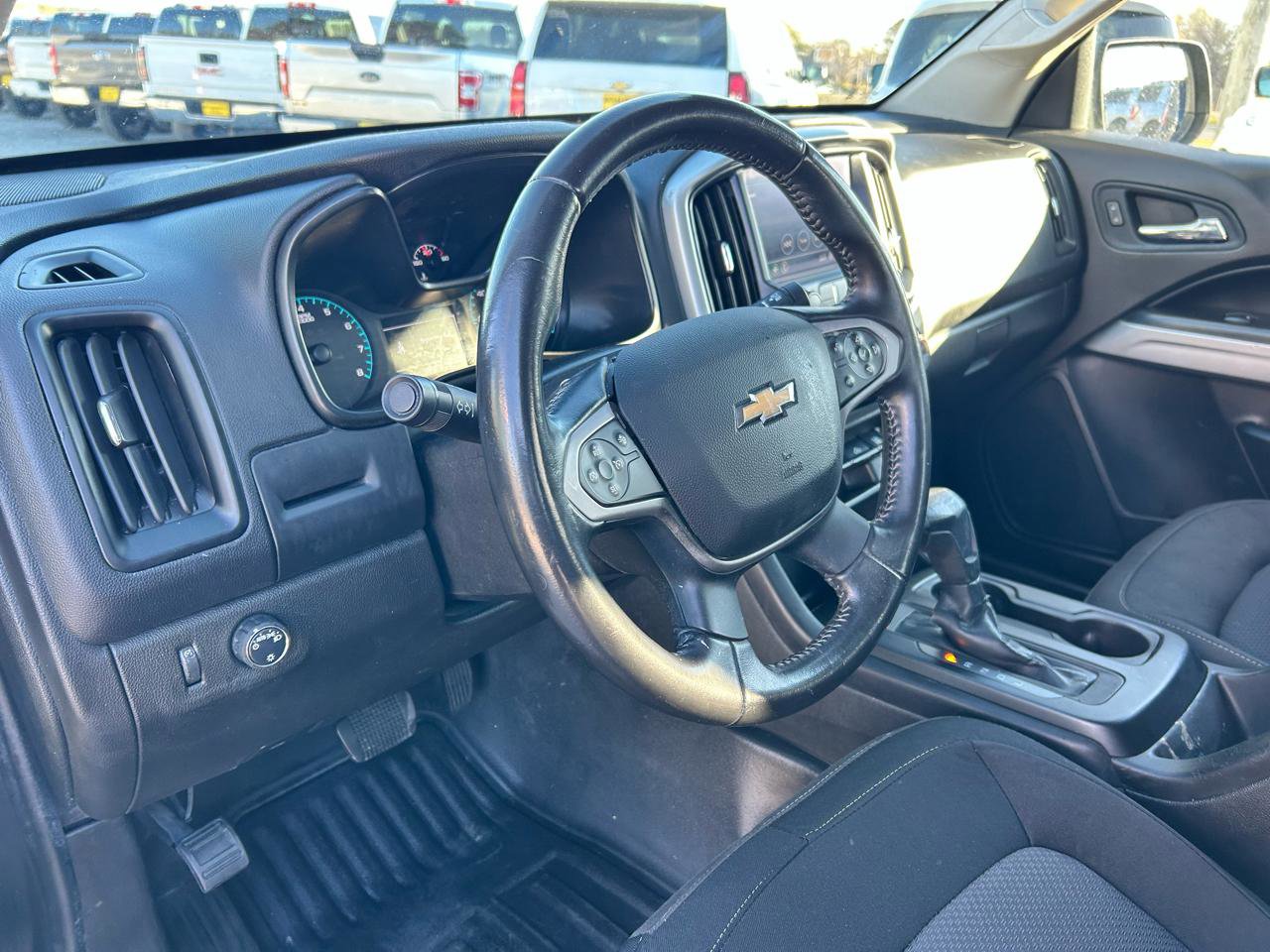 Used 2021 Chevrolet Colorado LT w/ Fleet Safety Package RWD image 6