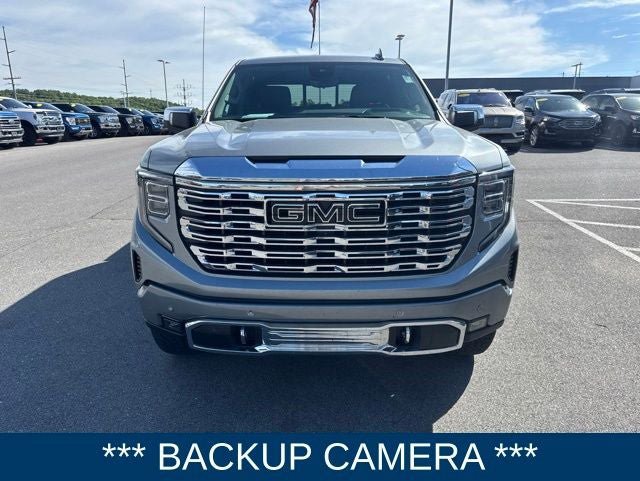 Used 2024 GMC Sierra 1500 Denali w/ Technology Package AWD/4WD image 3