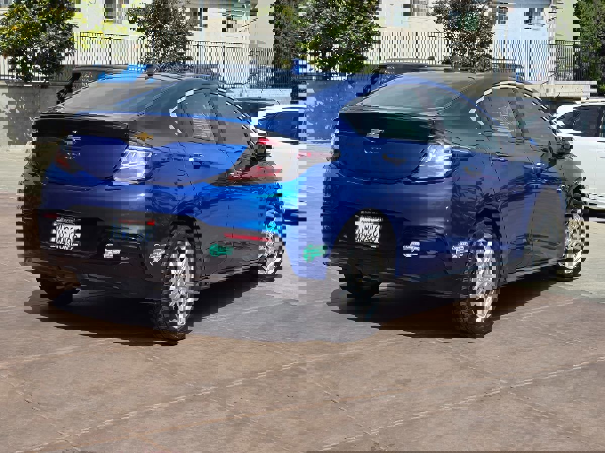 Used 2017 Chevrolet Volt LT w/ Comfort Package image 13