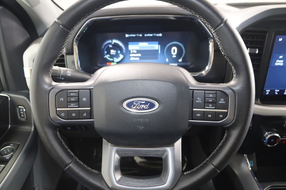 Used 2023 Ford F150 Lightning XLT AWD/4WD image 36