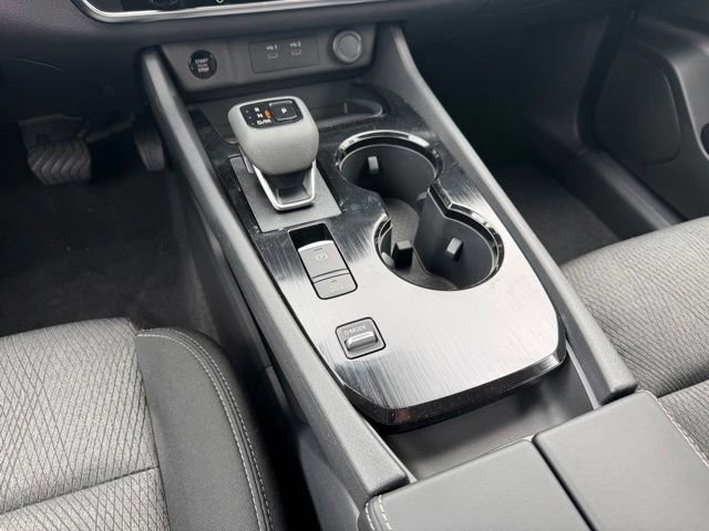 New 2026 Nissan Rogue SV FWD image 17