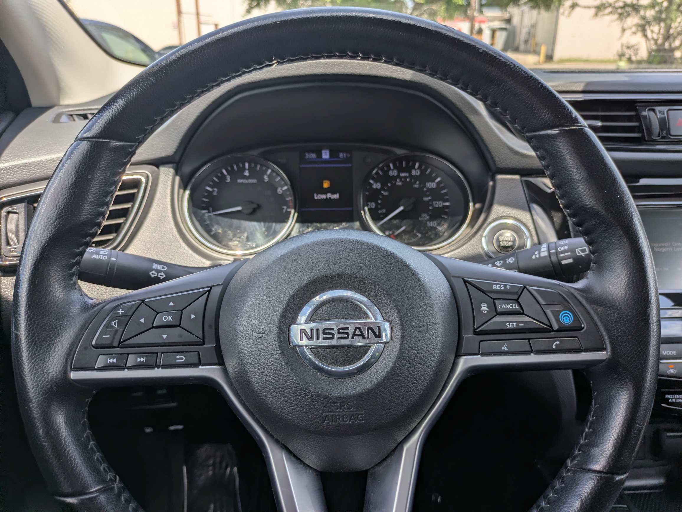 Used 2022 Nissan Rogue Sport SL FWD image 18