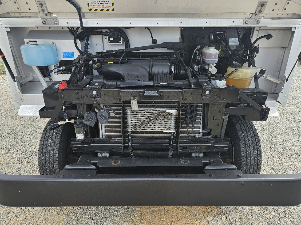 Used 2015 Ford E-350 and Econoline 350 Super Duty w/ A/C Prep Package RWD image 31