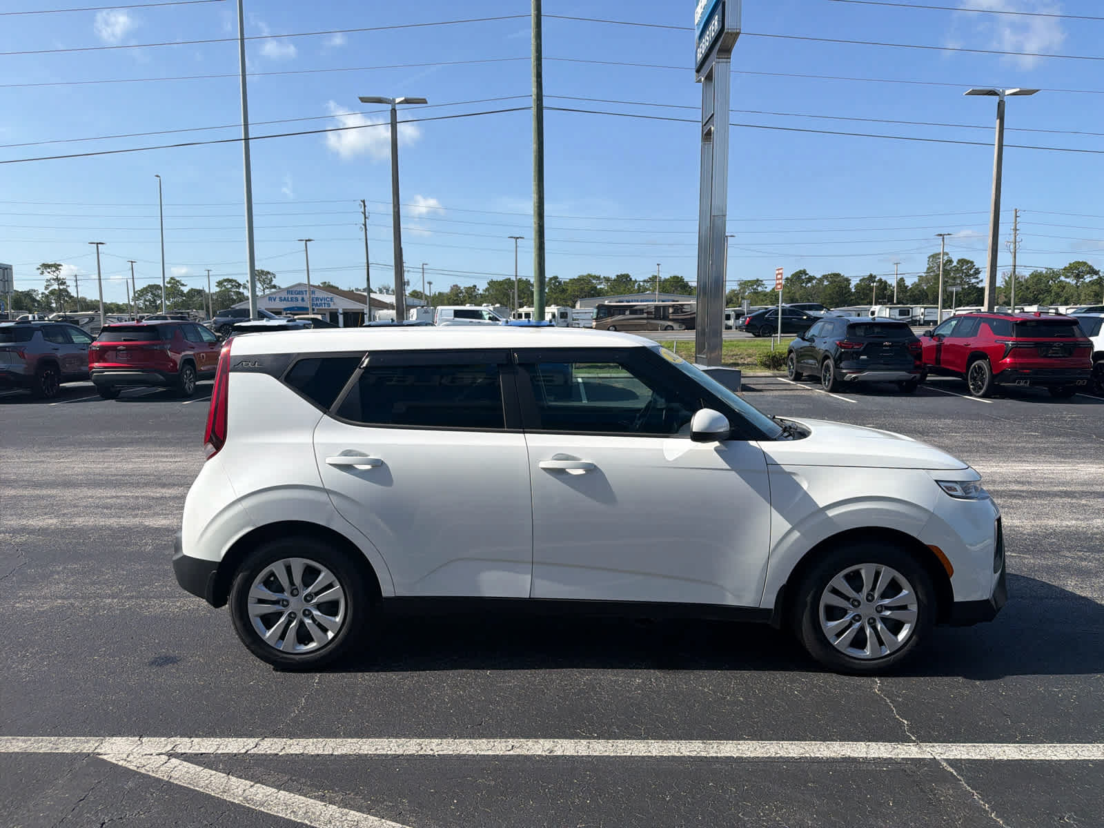 Used 2021 Kia Soul LX FWD image 6