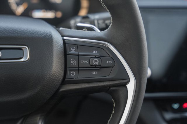 New 2026 Jeep Grand Cherokee Limited image 39