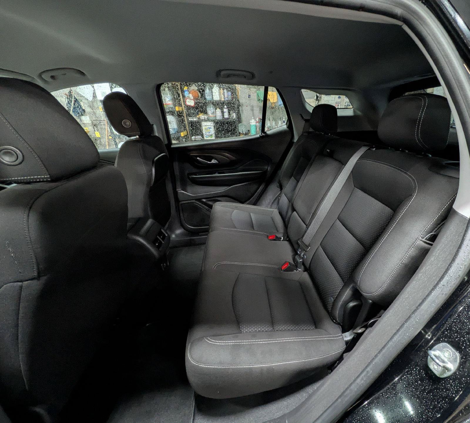 Used 2024 GMC Terrain SLE w/ Driver Convenience Package AWD/4WD image 20