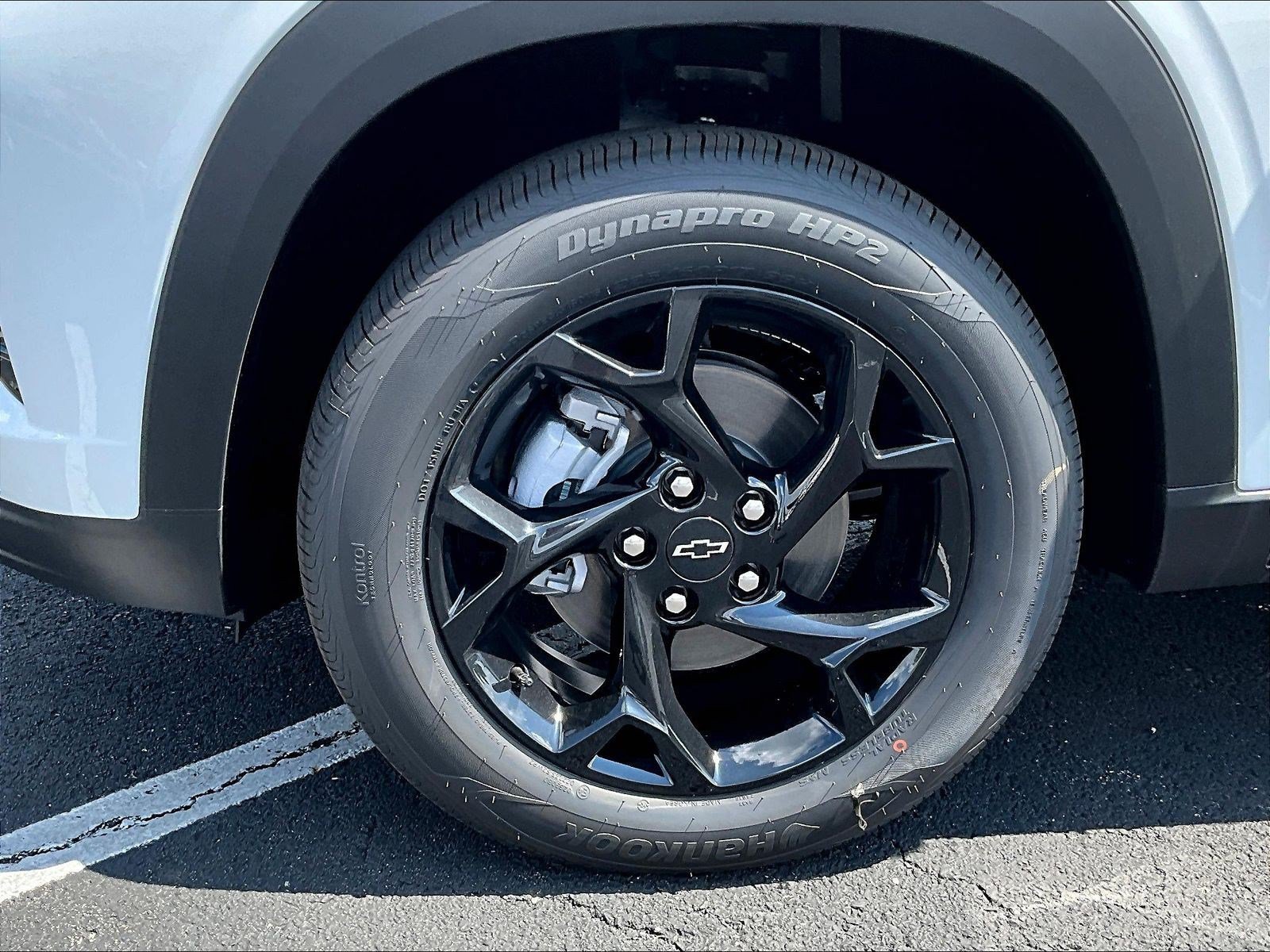 New 2026 Chevrolet Trax LT w/ Driver Confidence Package FWD image 23