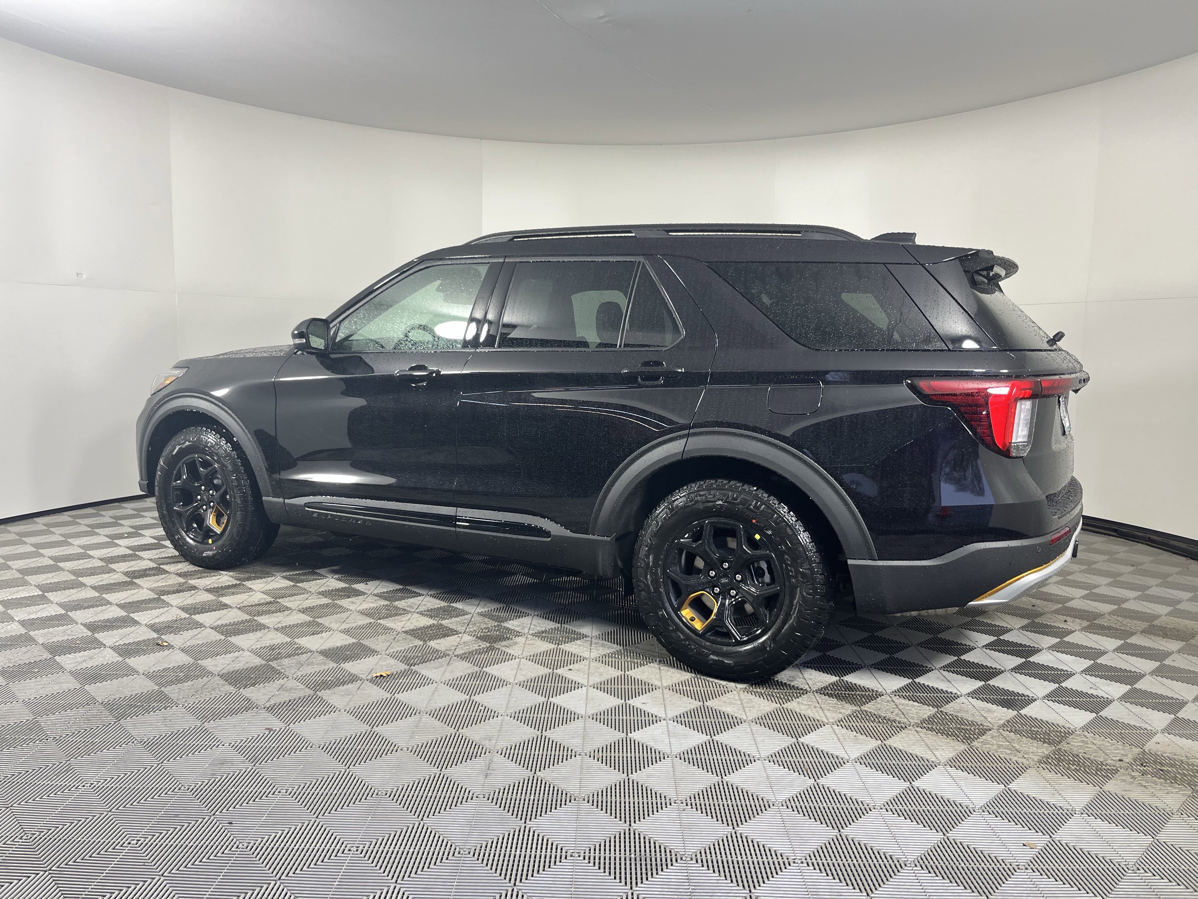 New 2026 Ford Explorer Tremor w/ Tremor Ultimate Package image 2
