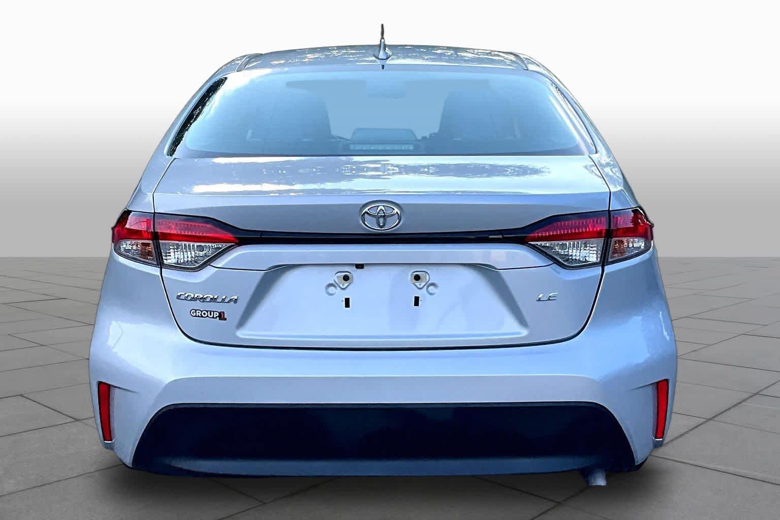 Certified 2023 Toyota Corolla LE FWD image 5