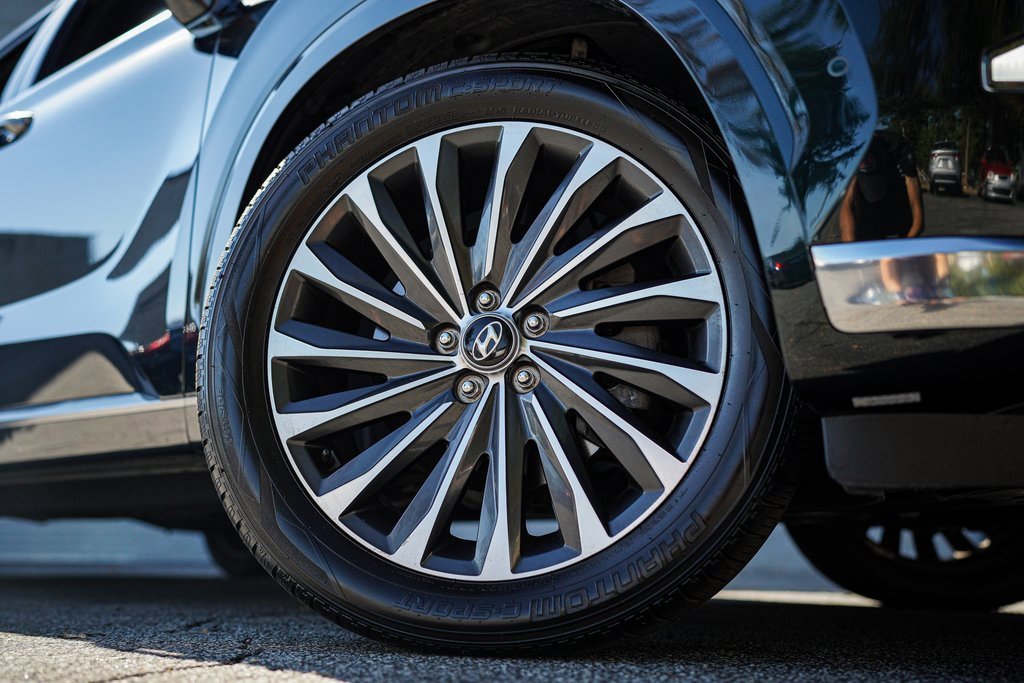 Used 2024 Hyundai Palisade Calligraphy image 18