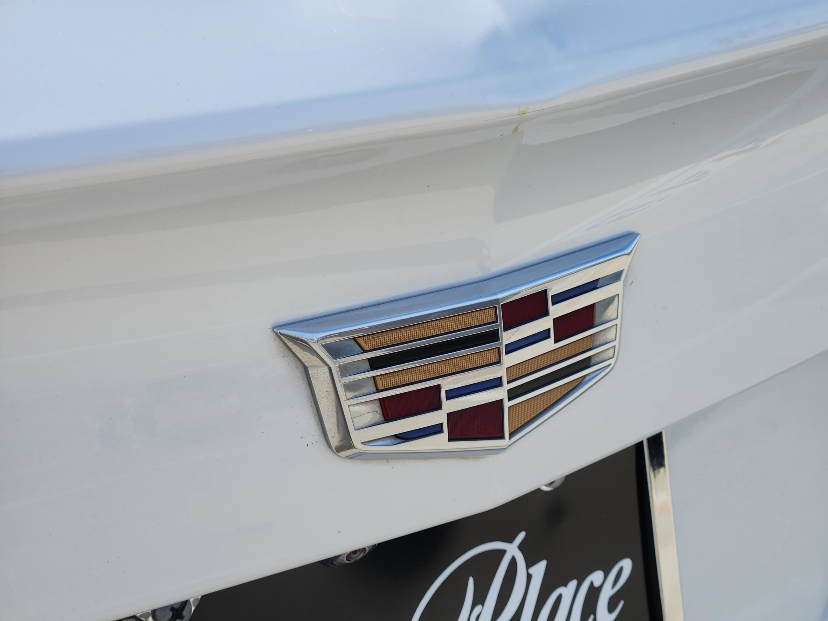 Used 2022 Cadillac XT4 Sport w/ Enhanced Visibility Package image 11