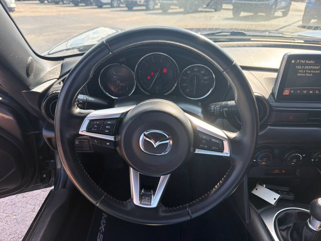 Used 2017 MAZDA MX-5 Miata Club w/ Brembo/BBS Package RWD image 12
