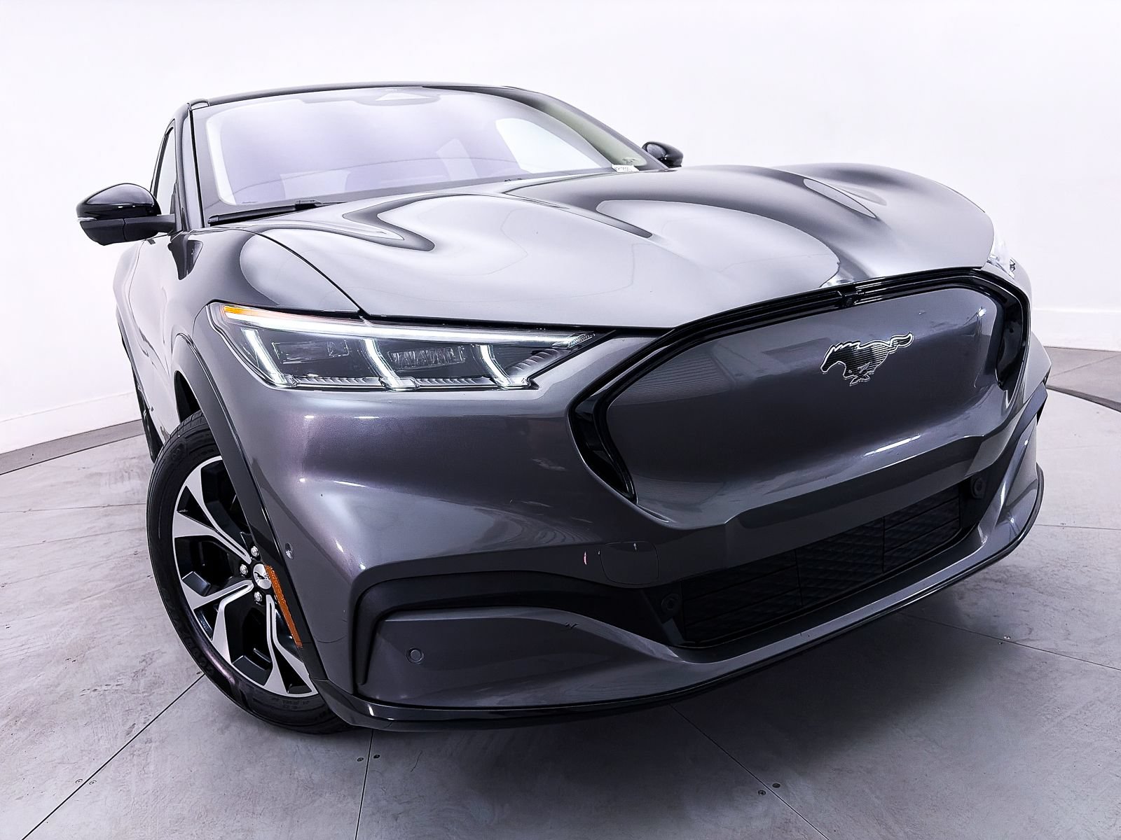 Used 2023 Ford Mustang Mach-E Premium RWD image 9