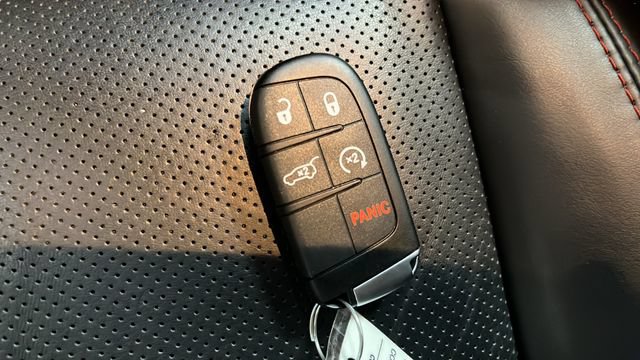 Used 2025 Dodge Durango GT AWD/4WD image 21