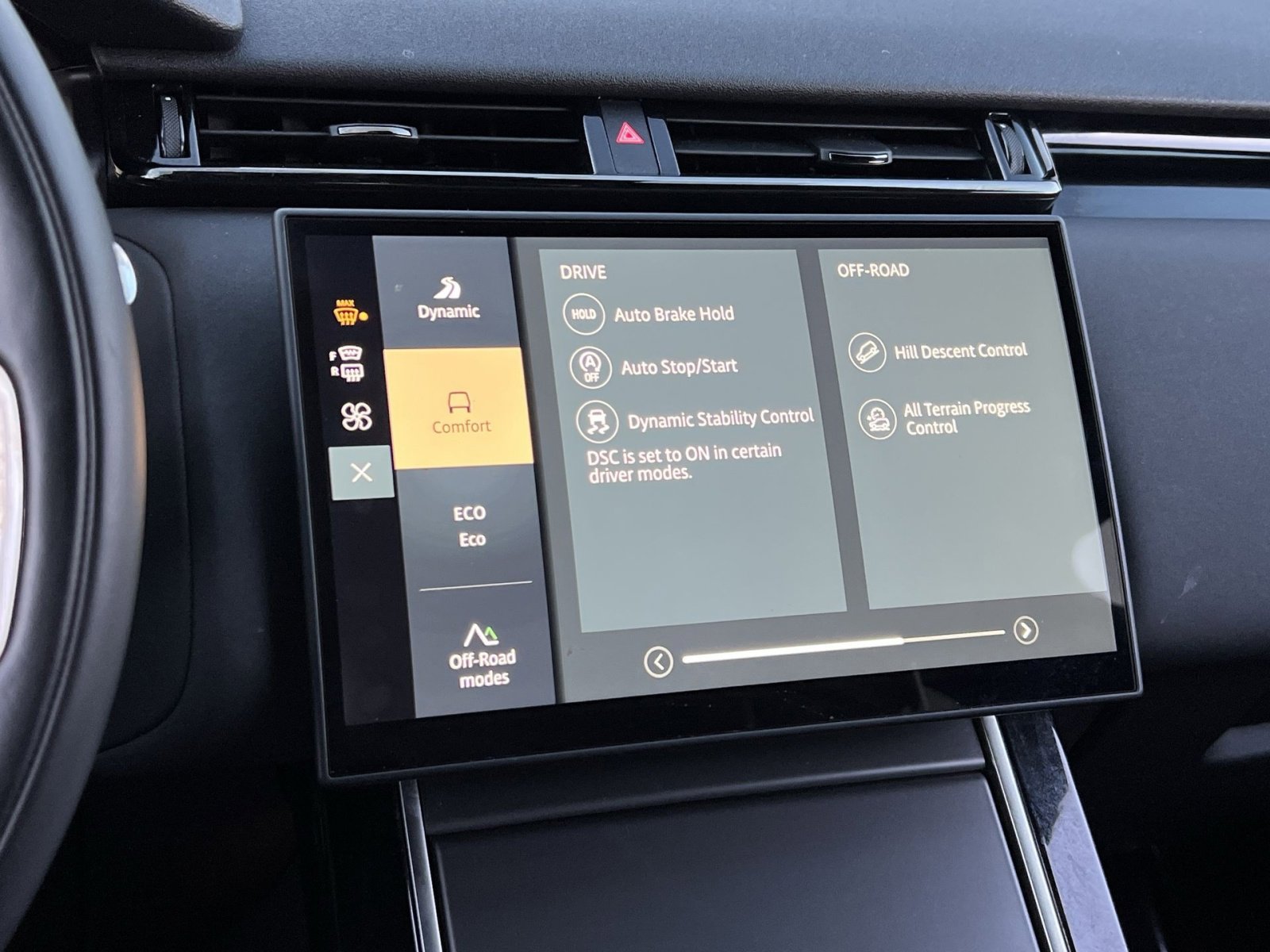 Used 2025 Land Rover Range Rover Velar Dynamic SE image 31