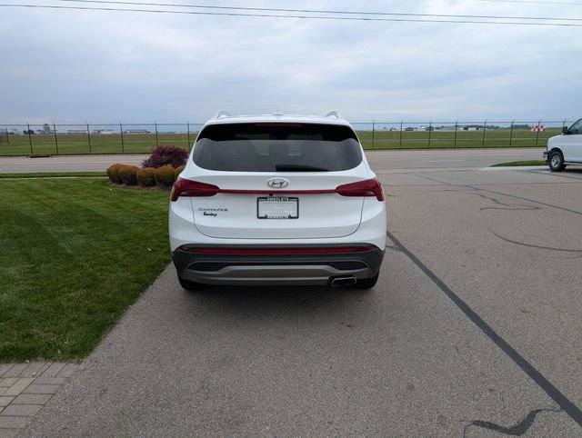 Used 2023 Hyundai Santa Fe SEL FWD image 3