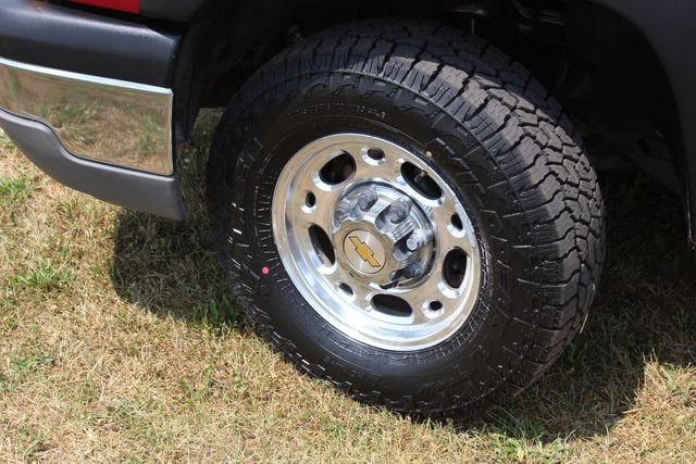 Used 2004 Chevrolet Silverado 2500 LT AWD/4WD image 28